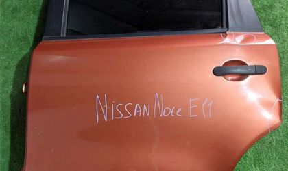 Задняя левая дверь Nissan Note E11