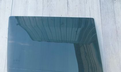 Стекло двери задней правой Geely MK Cross I 2013