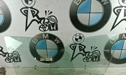 Стекло двери передней BMW 1 серии I E87