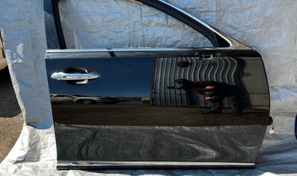 Дверь правая передняя в сборе Lexus LS IV