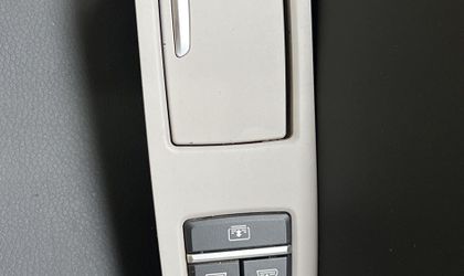 Блок управления стеклоподъемником зд BMW 7 F01/F02