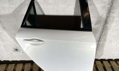 Дверь задняя правая Mazda 3, II (BL) 2011