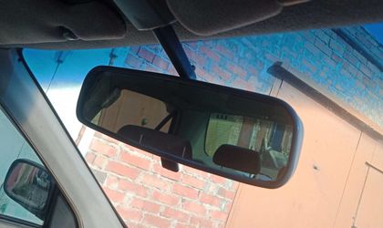 Зеркало заднего вида салонное Toyota Corona, X (T210)