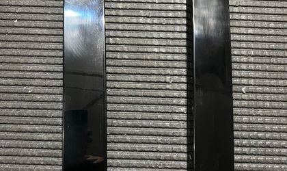 Накладка форточки Молдинг стекла двери  GLS X166
