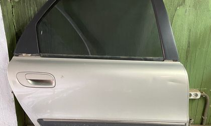Дверь правая задняя в сборе Volvo S80, I 1999