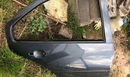 Дверь задняя правая Volkswagen Bora Boro JEtta 4