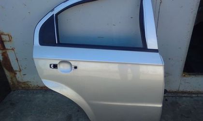 Дверь задняя правая Chevrolet Aveo I 2011 ДЕФЕКТ
