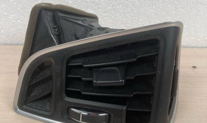 Дефлектор обдува салона левый Ford Kuga 2 CBS 2015