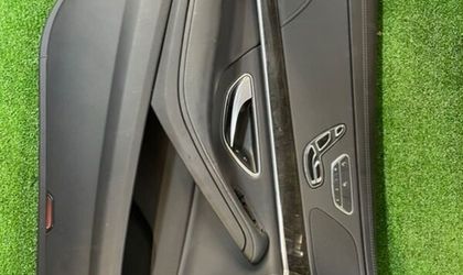 Обшивка боковой двери Mercedes W222 седан