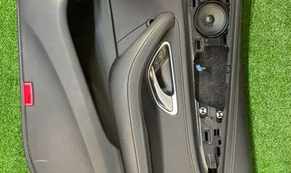 Обшивка боковой двери Mercedes E 213 OM654 2017