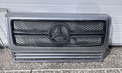 Решетка радиатора Mercedes-Benz G-Класс III (W463)