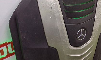 Декоративная крышка двигателя Mercedes Benz W222