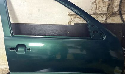 Дверь правая передняя в сборе Volkswagen Polo, III (1994—2002)