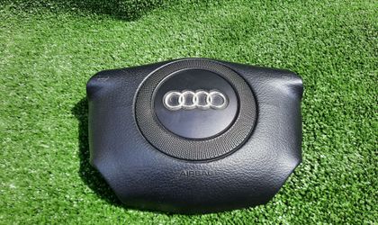 Подушка безопасности в руле Audi A6, II (C5) 1997