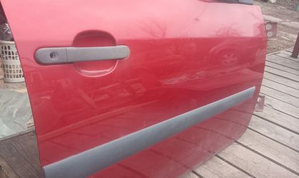 Дверь передняя правая Ford Fiesta Mk5 