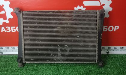 Радиатор охлаждения Ford Fiesta Mk5
