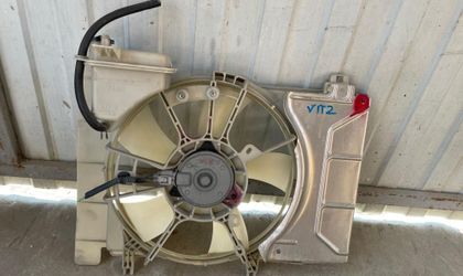Диффузор радиатора Toyota Vitz KSP90 1KR