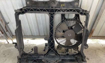 Диффузор радиатора Nissan Elgrand E51 vq35