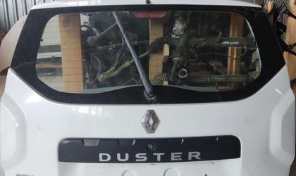 Крышка багажника Renault Duster I рестайлинг