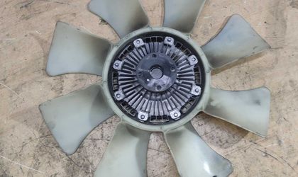 Крыльчатка вентилятора Hyundai Starex