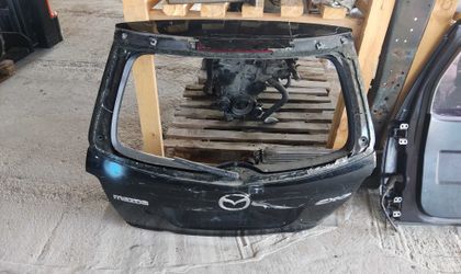 Крышка багажника Mazda CX-7