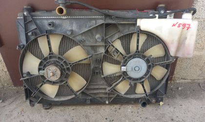 597 Радиатор основной Toyota Ipsum ACM21