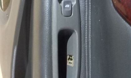 Кнопка стеклоподъемника задняя правая Volvo S60 I