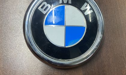 BMW X6 E71 Эмблема багажника 