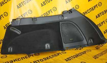 Обшивка багажника правая Subaru Legacy BP5